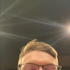 Meet your Posher, Corey